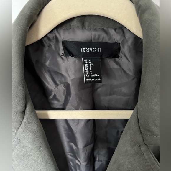 Moto jacket - Picture 3 of 6